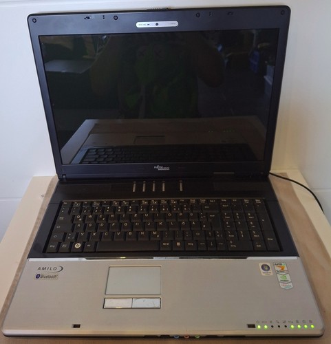 Fujitsu siemens amilo - fujitsu,